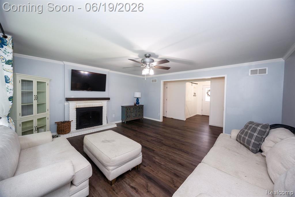 17680 Fox Glen Drive, Riverview, MI 48193 — Photo 20