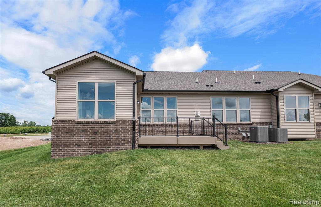 868 KELPIE Drive, Ann Arbor, MI 48108 — Photo 2