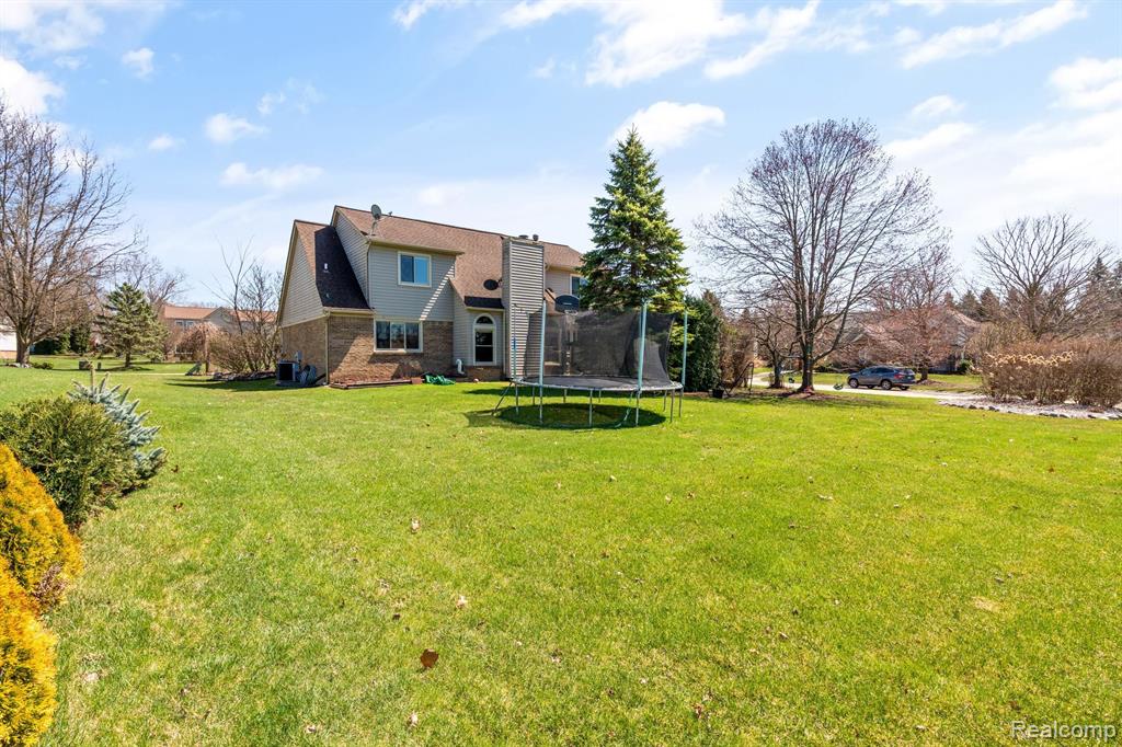 512 WILLIAMSPORT, White Lake, MI — Photo 47