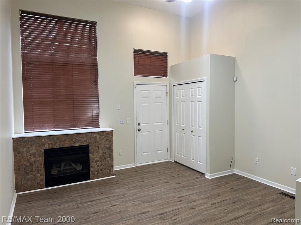 4244 Schaefer Road, Dearborn Heights, MI 48126 — Photo 4