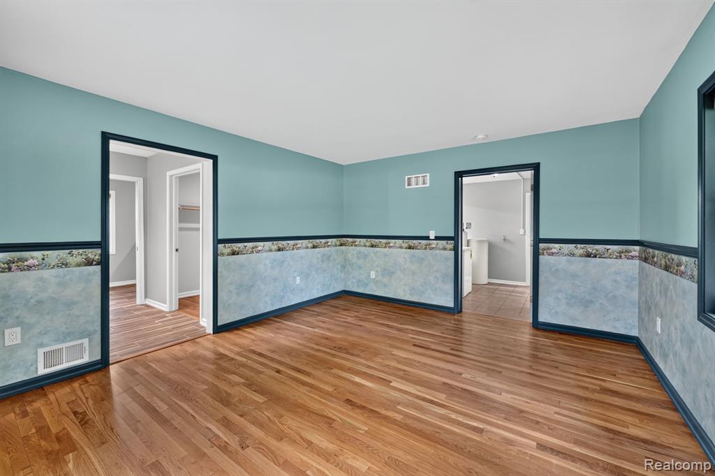 4877 Orchard Lane, Owosso, MI 48867 — Photo 26