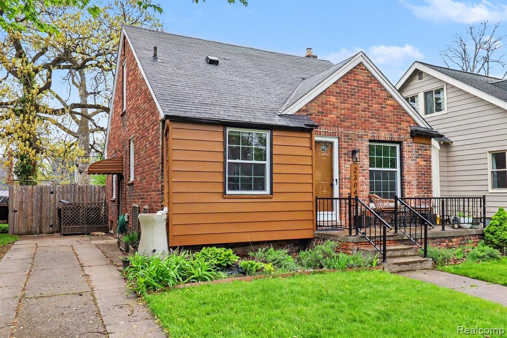 23045 Sherman Street, Oak Park, MI 48237 — Photo 4