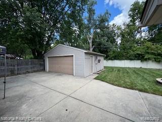 22848 N Brookside Drive, Dearborn Heights, MI 48125 — Photo 8