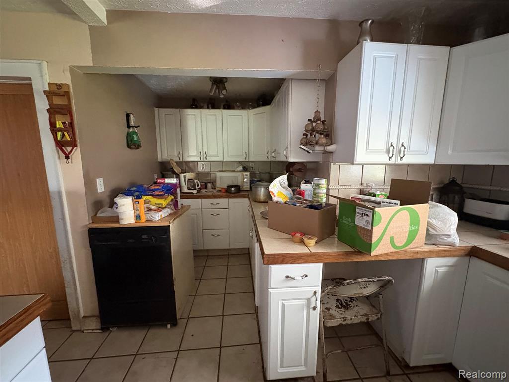 818 Loa Street, Lansing, MI 48910 — Photo 12