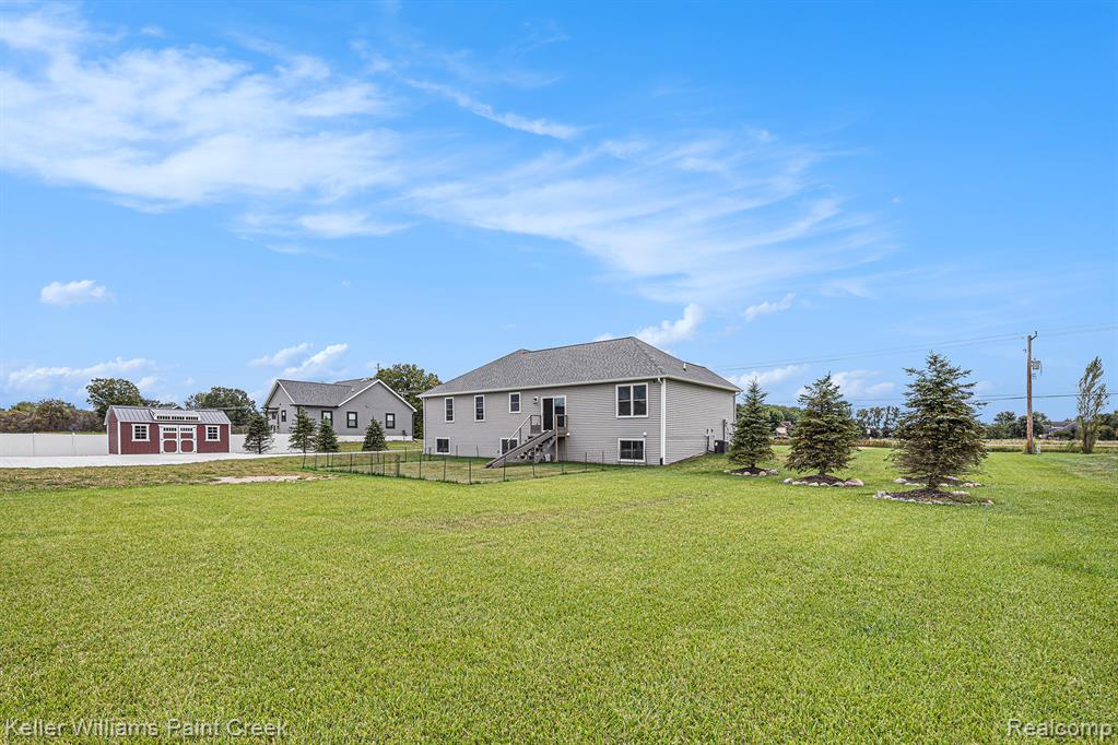8309 Almont Road, Almont, MI 48003 — Photo 29