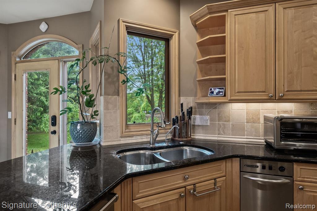 3967 Harmony Hills Drive, Oxford, MI 48370 — Photo 12