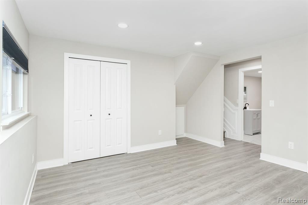 430 DEVILLEN Avenue, Royal Oak, MI 48073 — Photo 12