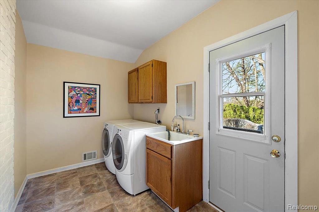 762 KENSINGTON Lane, Bloomfield Hills, MI 48304 — Photo 20