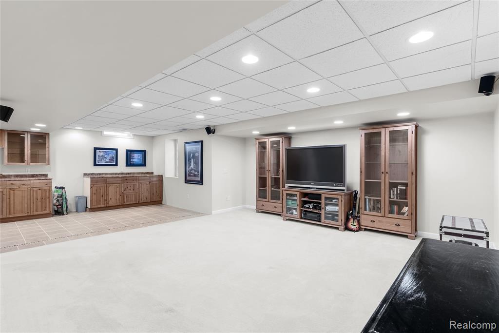 6241 Sapphire Court, Grand Blanc, MI 48439 — Photo 43