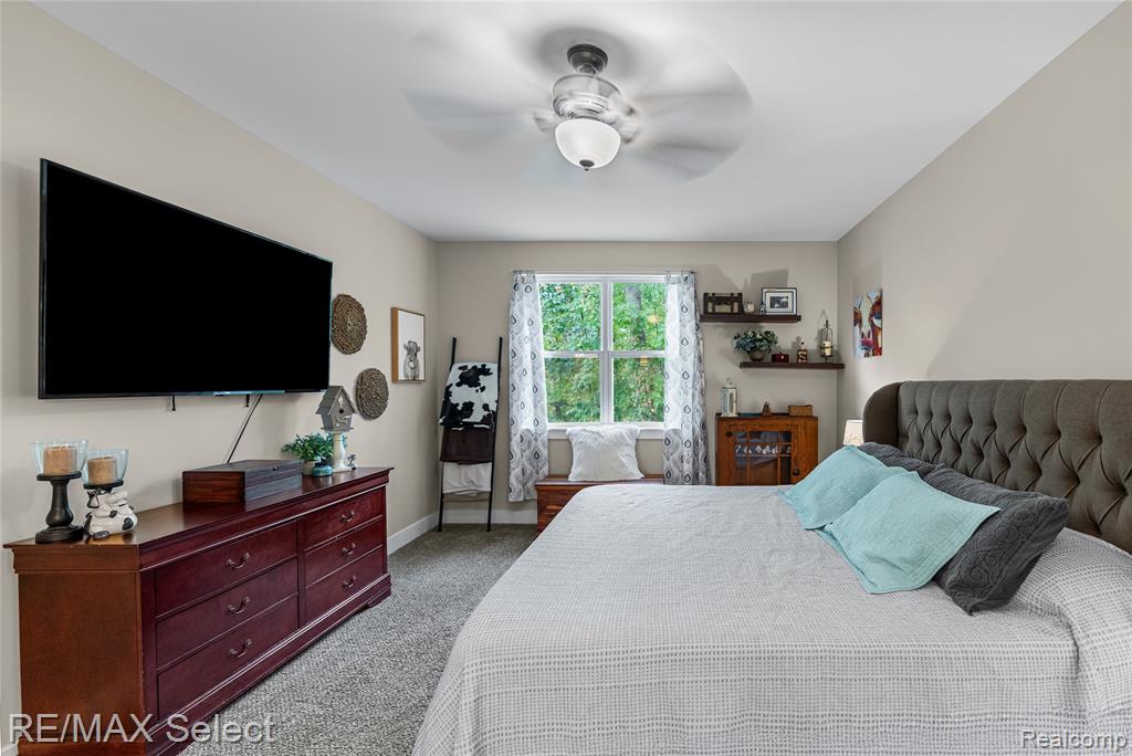 3127 Harbor Pointe Circle, Fenton, MI 48430 — Photo 26