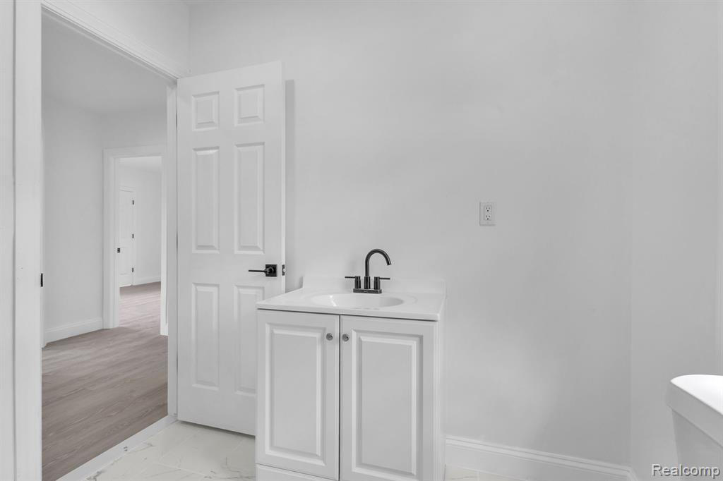 9158 Steel Street, Detroit, MI 48228 — Photo 34