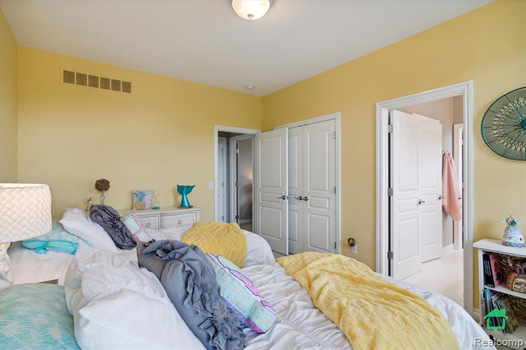 49309 Dominion Court, Canton, MI 48187 — Photo 34