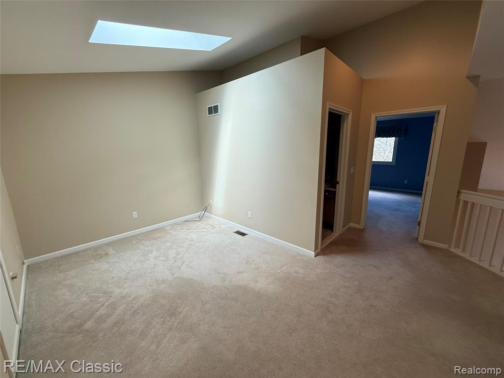 61016 Evergreen Court, South Lyon, MI 48178 — Photo 11