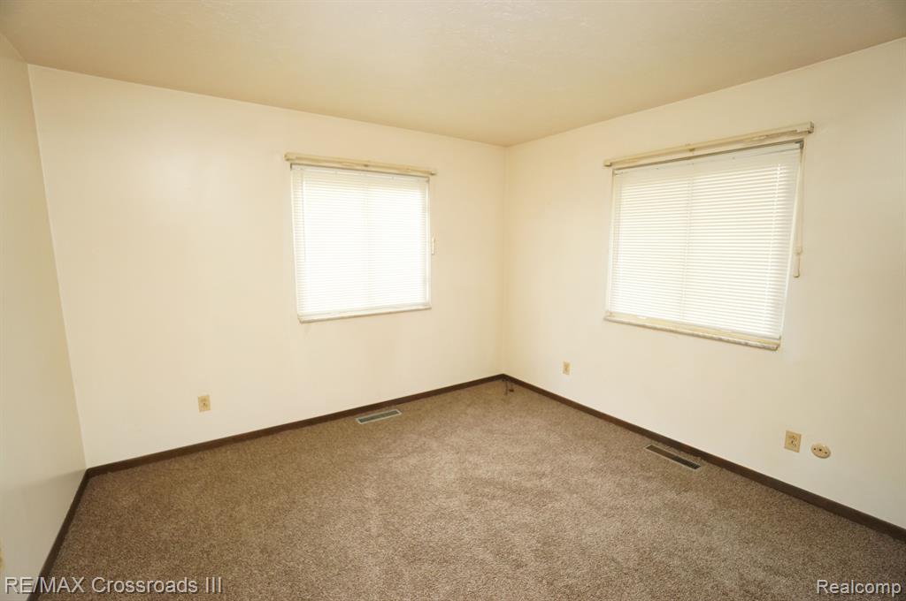 2175 BRADLEY Avenue, Ypsilanti, MI 48198 — Photo 9