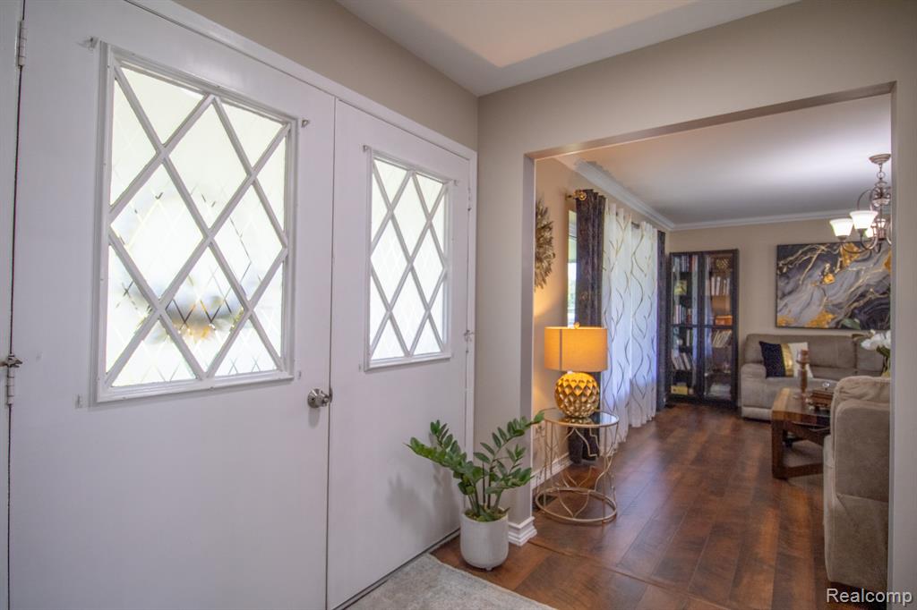 7878 Capri Drive, Canton, MI 48187 — Photo 8