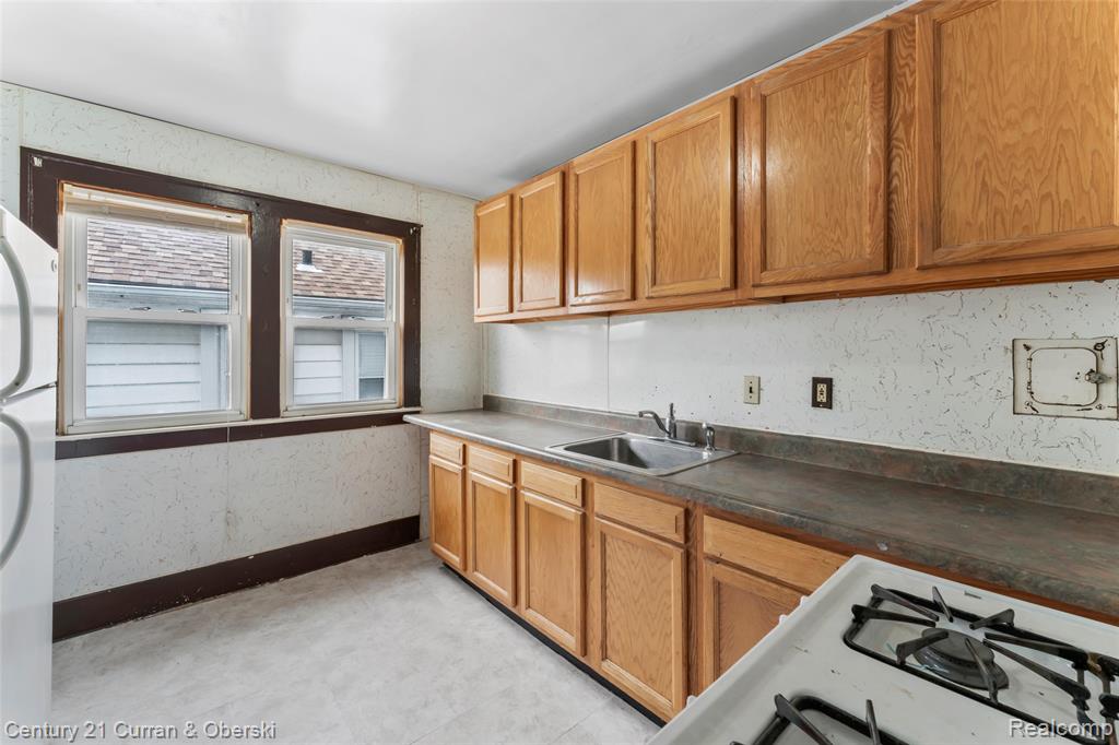 6625 Reuter Street, Dearborn, MI 48126 — Photo 29