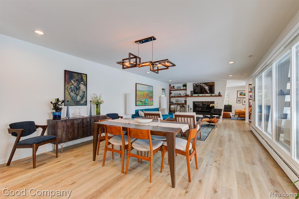 805 N Pemberton Road, Bloomfield Hills, MI 48302 — Photo 21