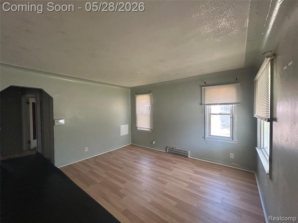 8869 Hartwell Street, Detroit, MI 48228 — Photo 5