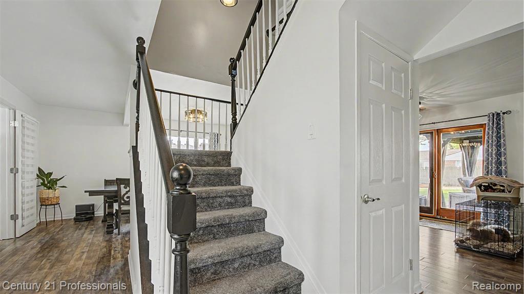 20463 Law Avenue, Brownstown, MI 48183 — Photo 37