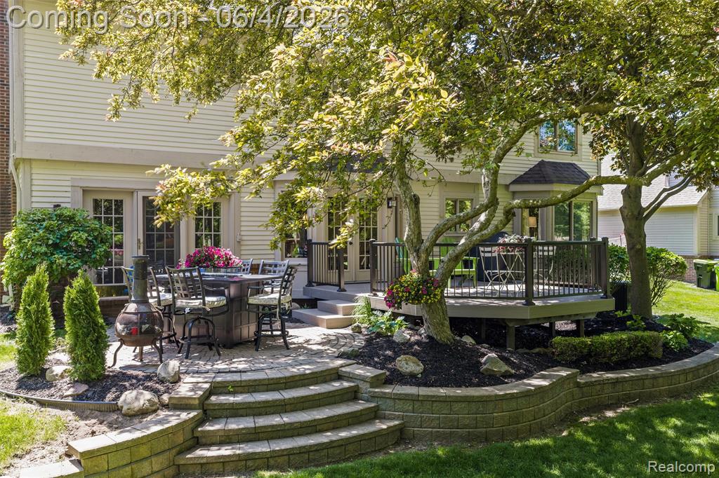 42812 Ledgeview Drive, Novi, MI 48377 — Photo 24