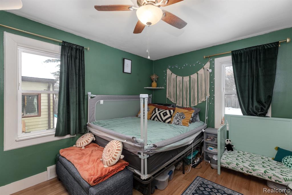 6092 Northrup Drive, Waterford, MI 48329 — Photo 12