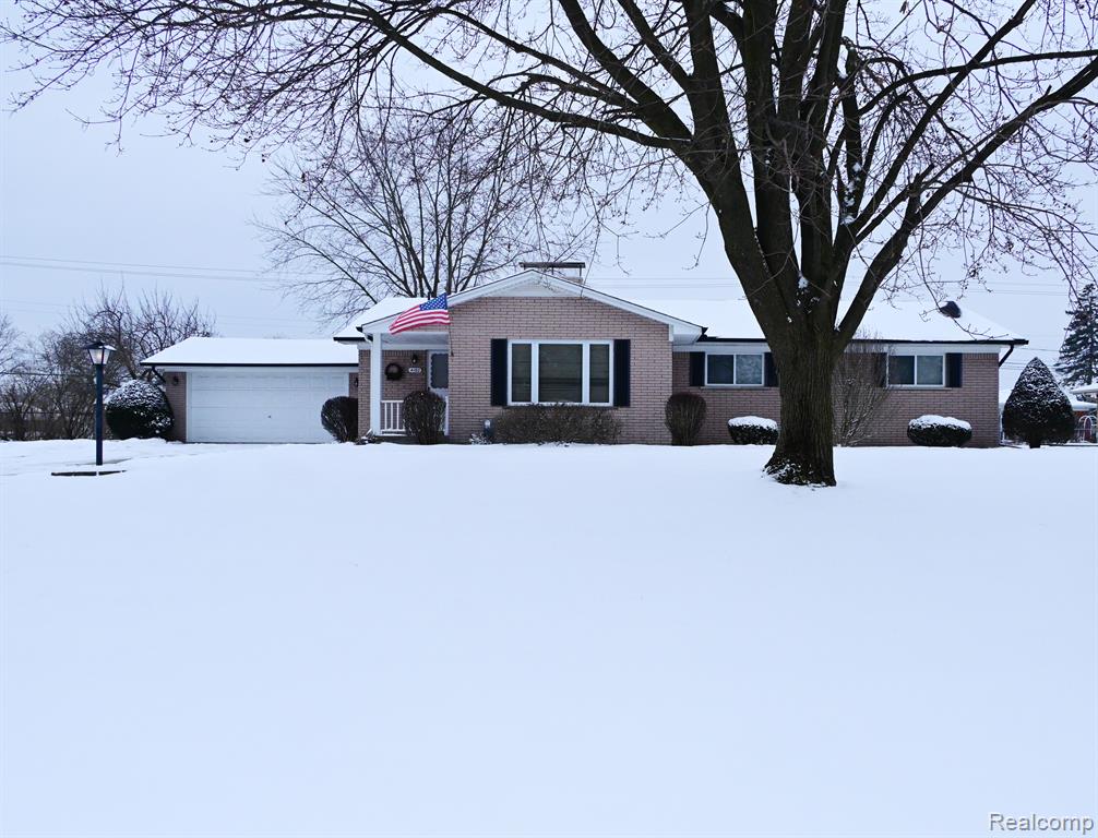 4160 MONTGOMERY Drive, Shelby Twp, MI 48316 — front exterior
