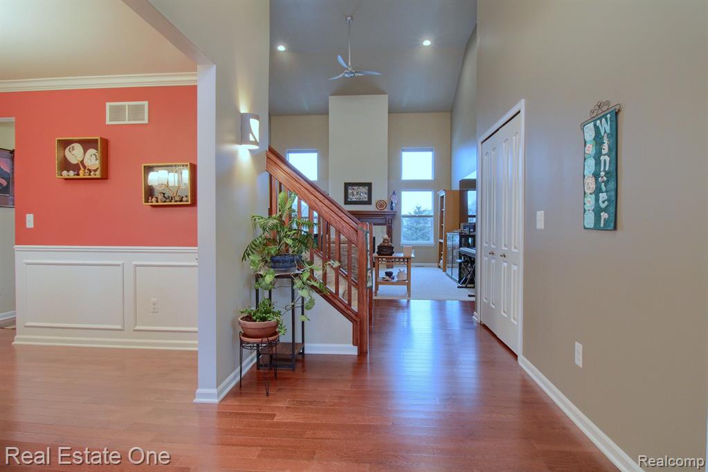 29924 MAGNOLIA Drive, New Hudson, MI 48165 — Photo 5