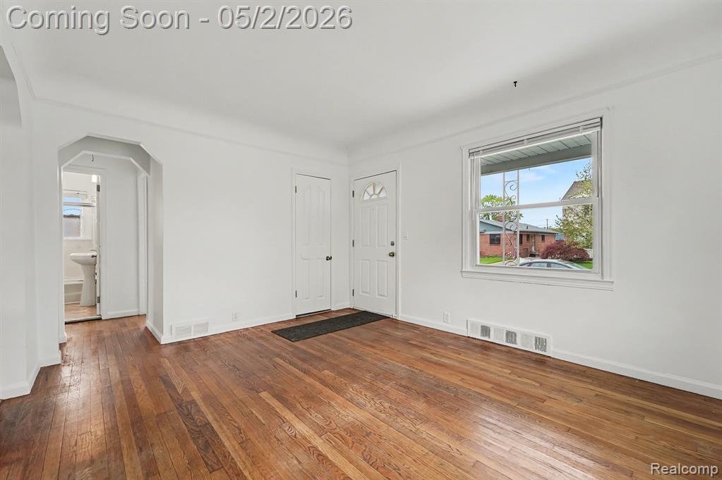 30729 Alger Street, Madison Heights, MI 48071 — Photo 6