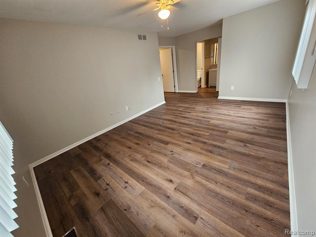 42015 TODDMARK Lane, Clinton Twp, MI 48038 — Photo 5