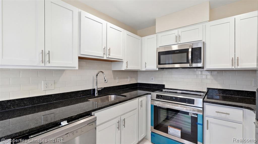 1830 Campau Farms Circle, 123, Detroit, MI 48207 — Photo 10