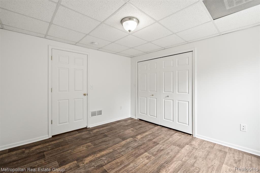 30207 Viewcrest Court, Novi, MI 48377 — Photo 29