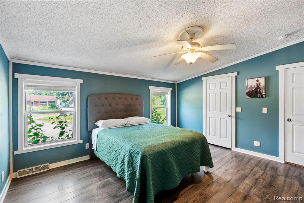 6315 Heyer Street, Romulus, MI 48174 — Photo 36