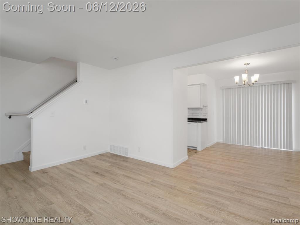 20120 Brian Court, Clinton Twp, MI 48035 — Photo 6