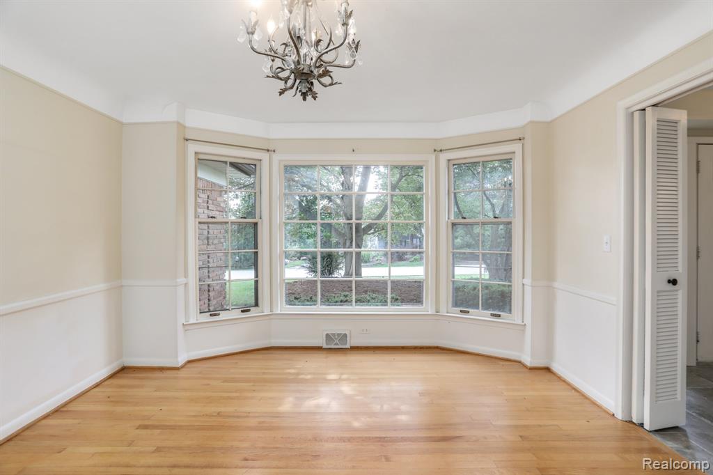 4259 WENDELL Road, West Bloomfield, MI 48323 — Photo 13