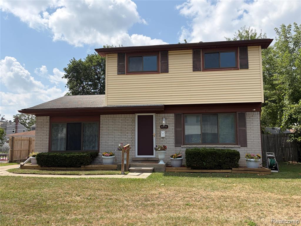 23101 Purdue Avenue, Farmington Hills, MI 48336