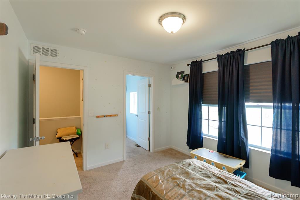 42880 Frederick Court, Belleville, MI 48111 — Photo 28