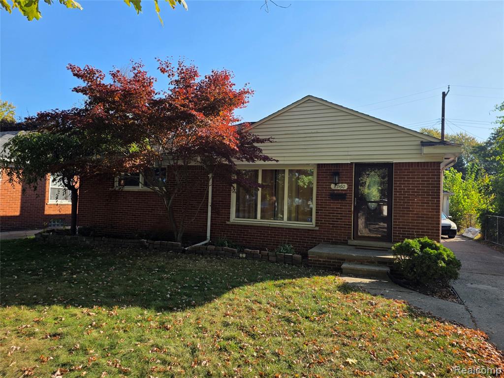 8960 Arnold Avenue, Redford, MI 48239 — front exterior