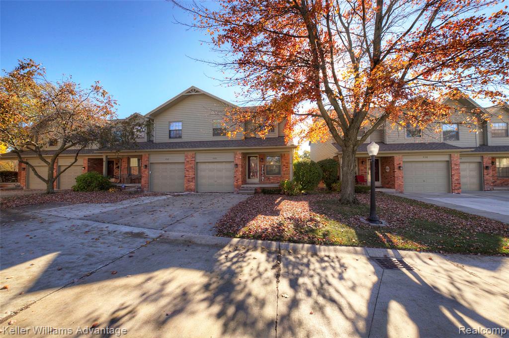 446 Oakgrove Court, Clawson, MI — Photo 53