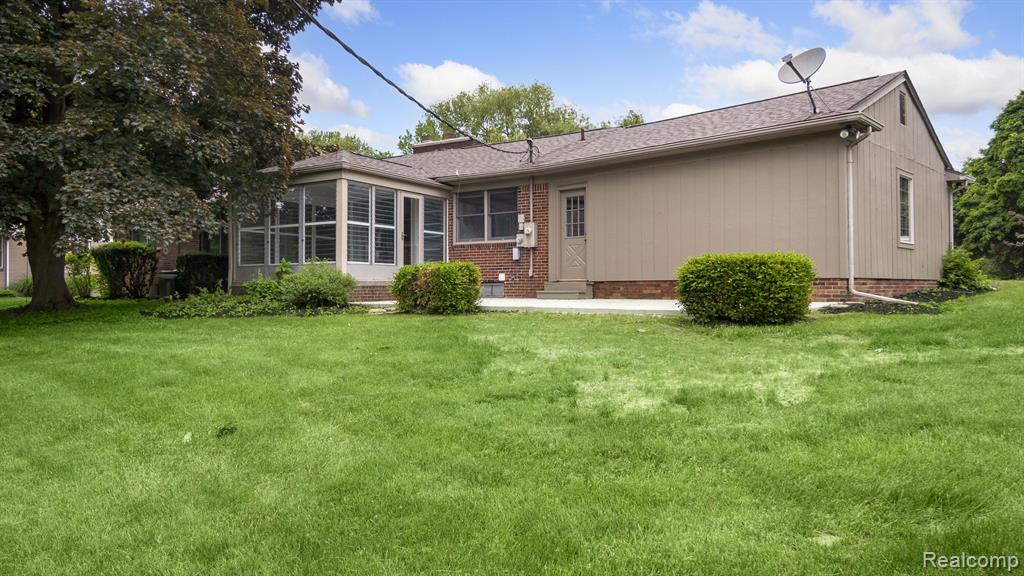 4845 KEITHDALE Lane, Bloomfield Hills, MI 48302 — Photo 32