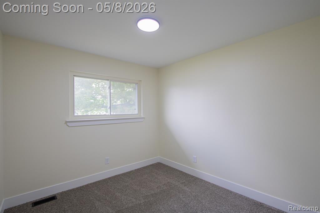 31000 Fall, Fraser, MI 48026 — Photo 17