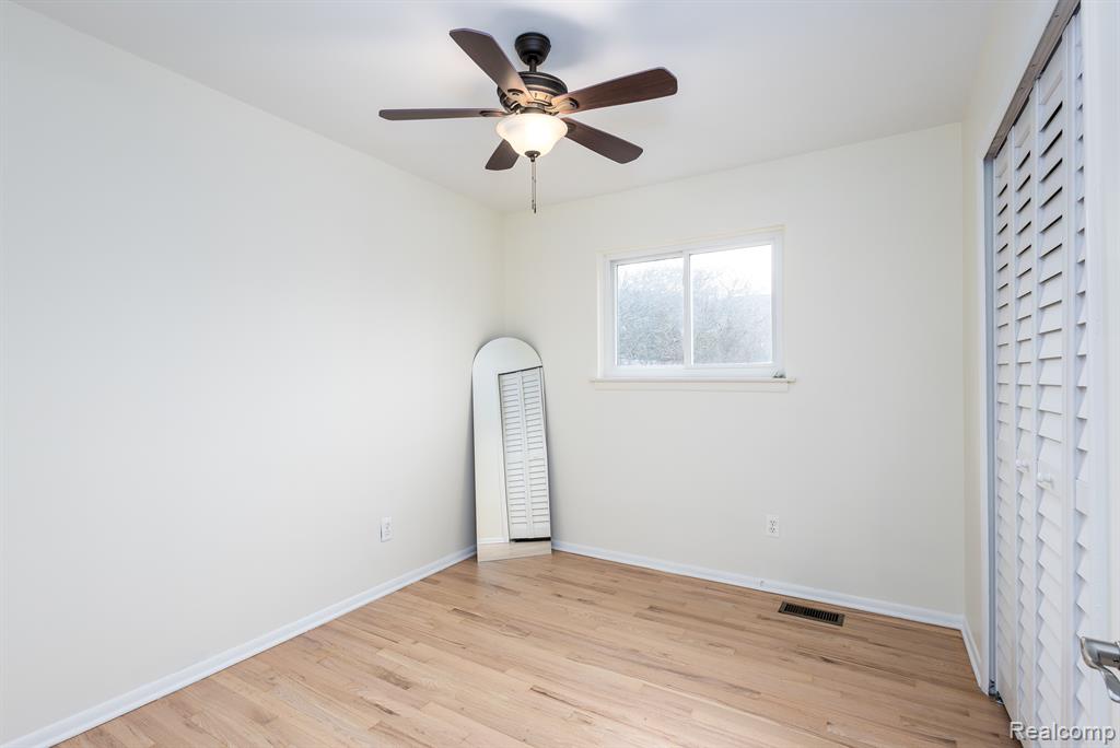 5223 BUSCH Avenue, Warren, MI 48091 — Photo 16