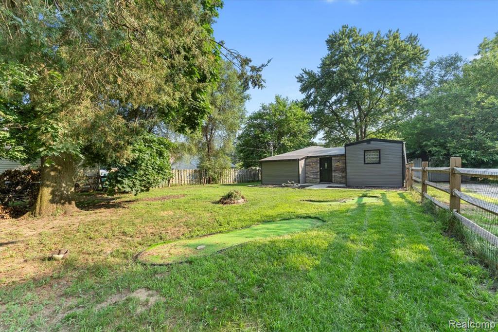 8121 Delray Street, Lambertville, MI 48144 — Photo 3