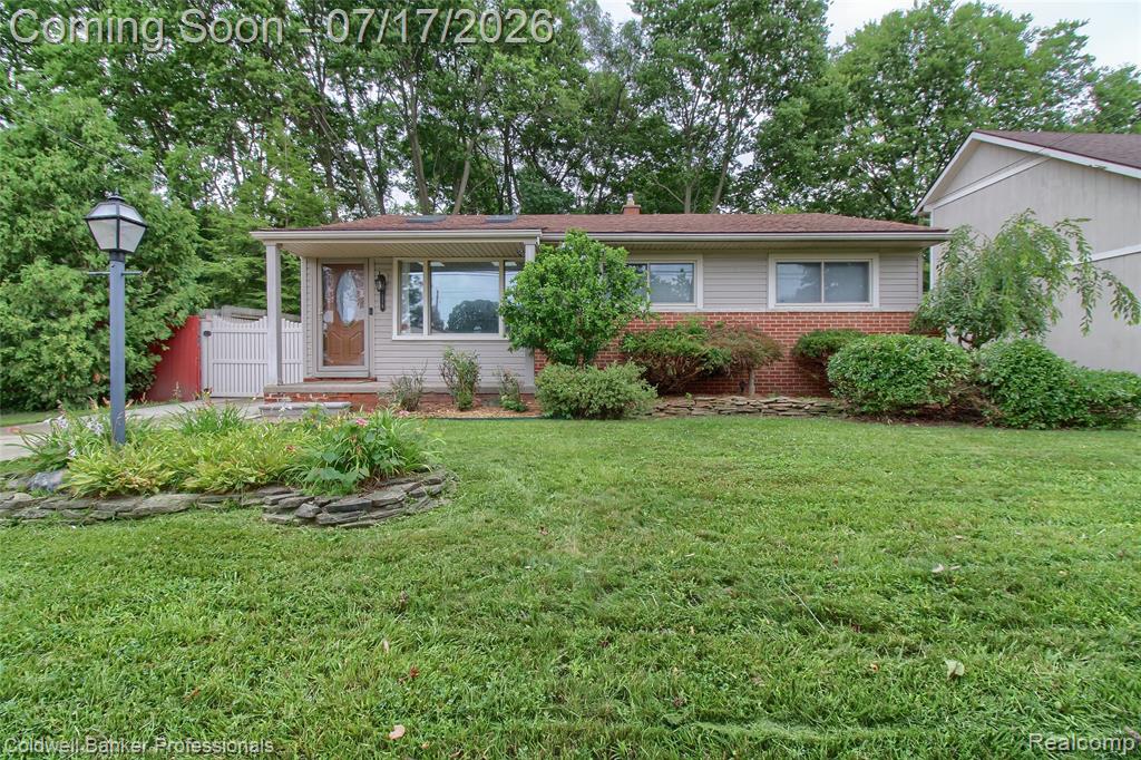 9118 Deering Street, Livonia, MI 48150 — front exterior