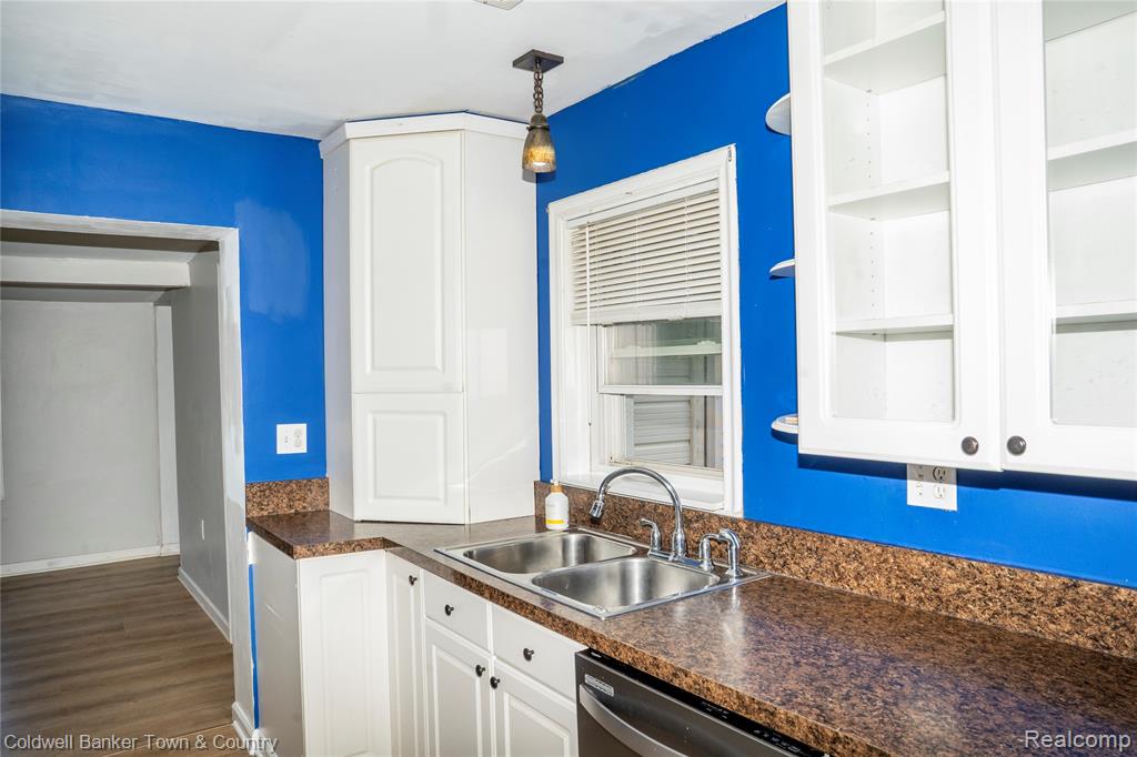 528 W Clinton Street, Howell, MI 48843 — Photo 6