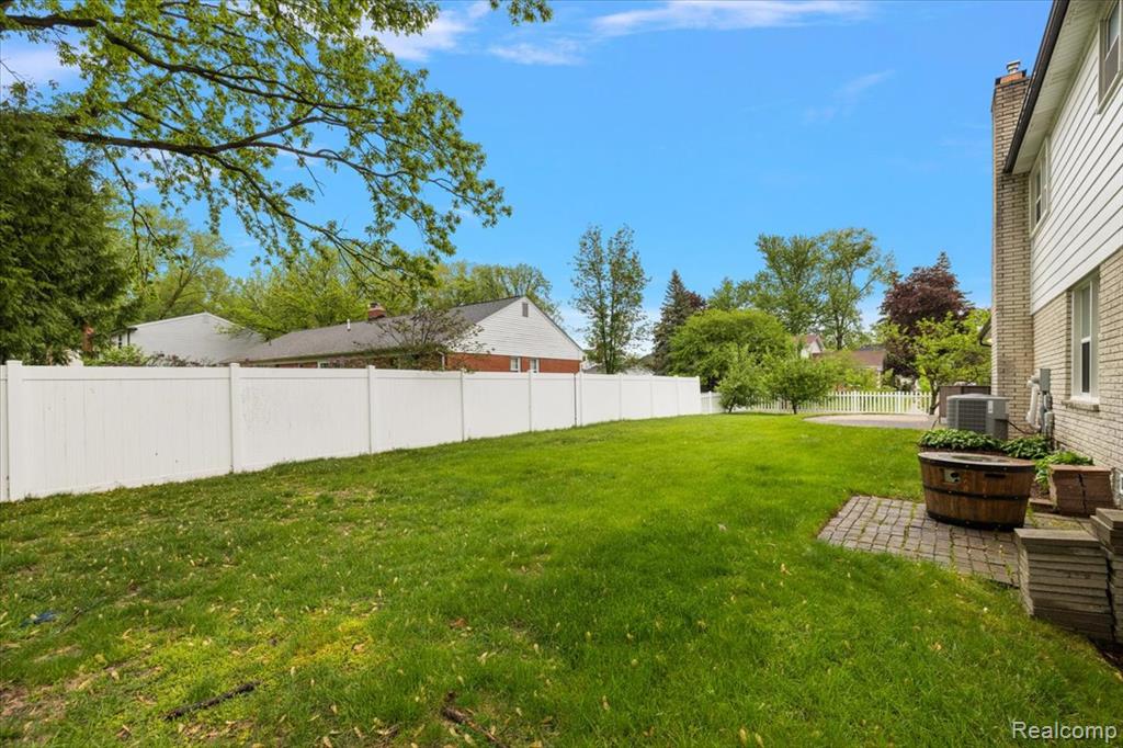 8785 Annsbury Drive, Shelby Twp, MI 48316 — Photo 66