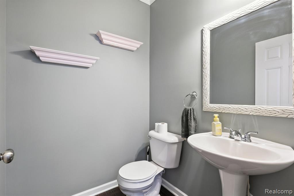 50219 Cheltenham Drive, Macomb, MI 48044 — Photo 11