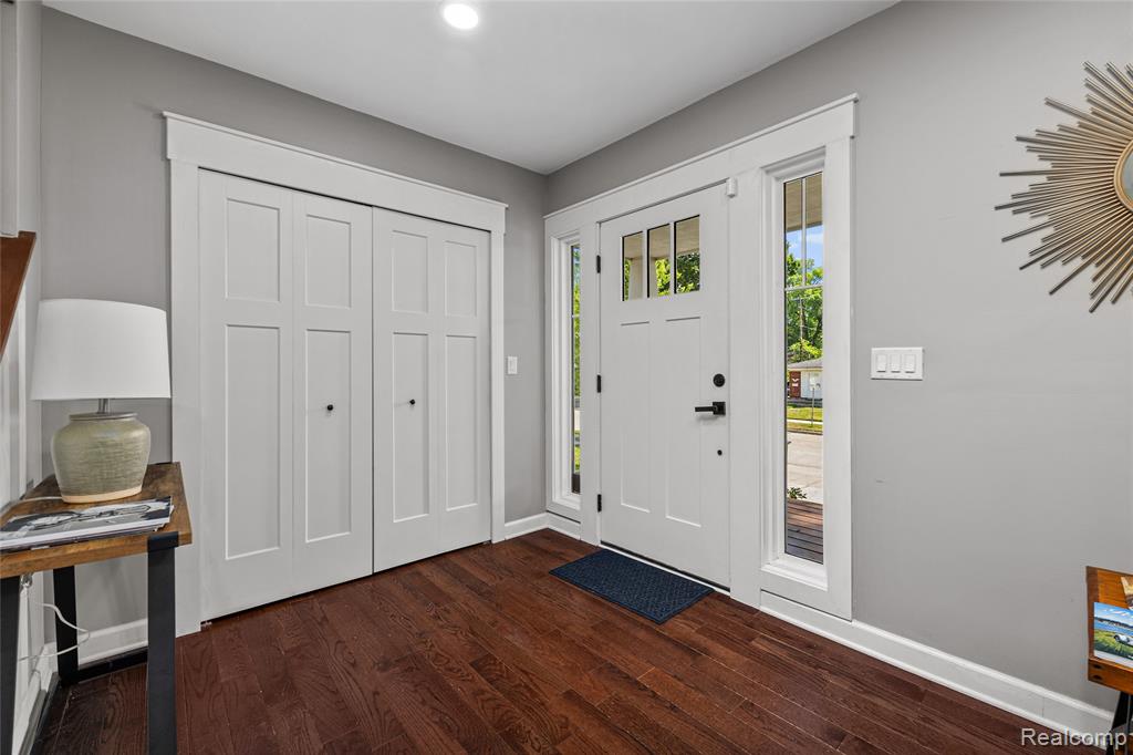 818 Mohawk Avenue, Royal Oak, MI 48067 — Photo 17