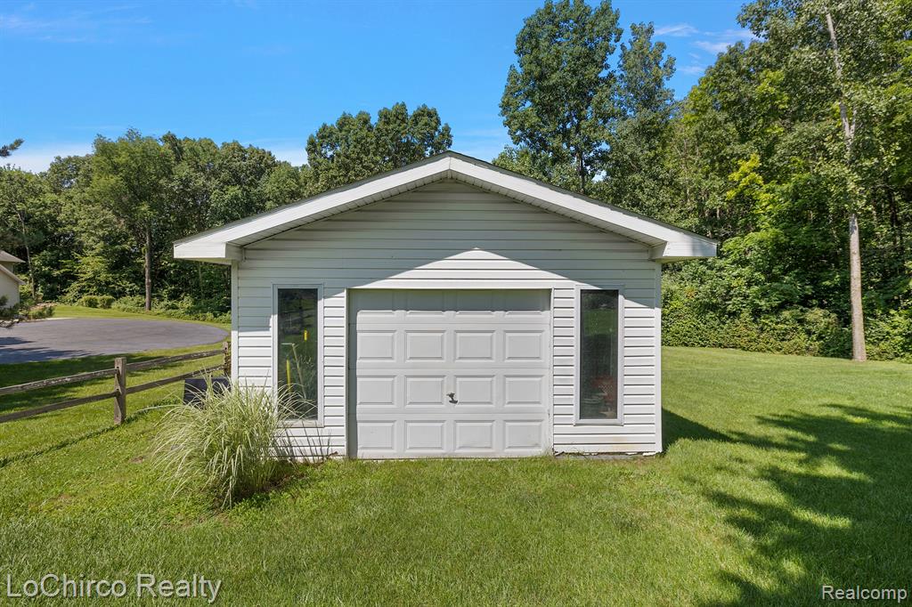 5068 CLARKSTON Road, Clarkston, MI 48348 — Photo 7