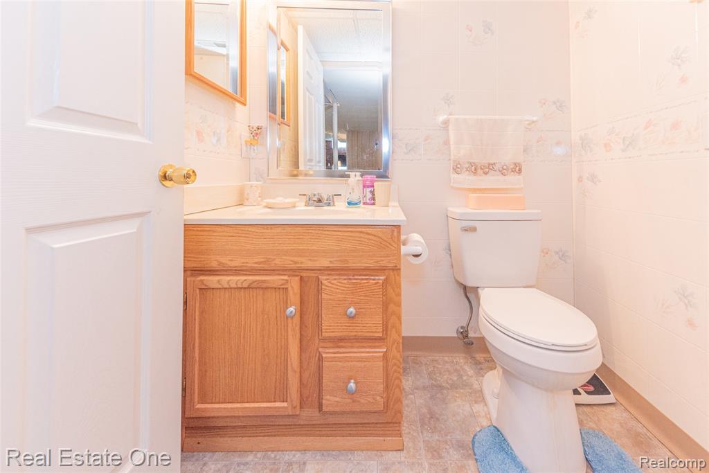 754 Challenging Trail, South Lyon, MI 48178 — Photo 25