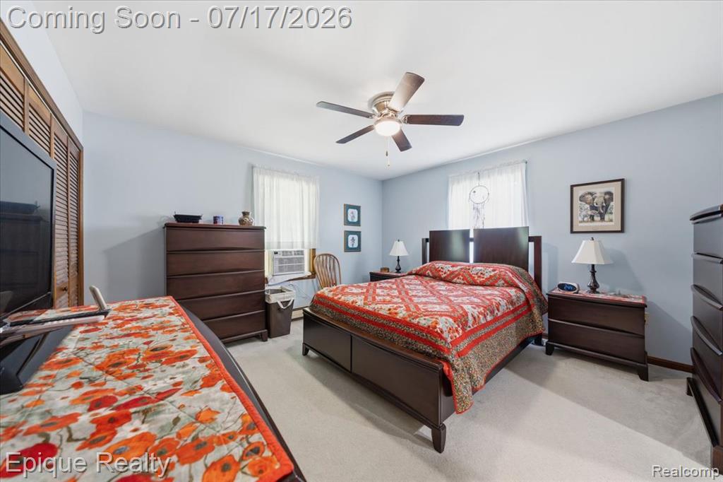 555 E Square Lake Road, Troy, MI 48085 — Photo 19